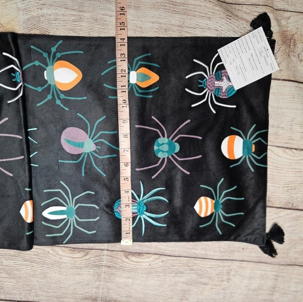 Marlo Lorenz Halloween spooky spiders tassle table runner